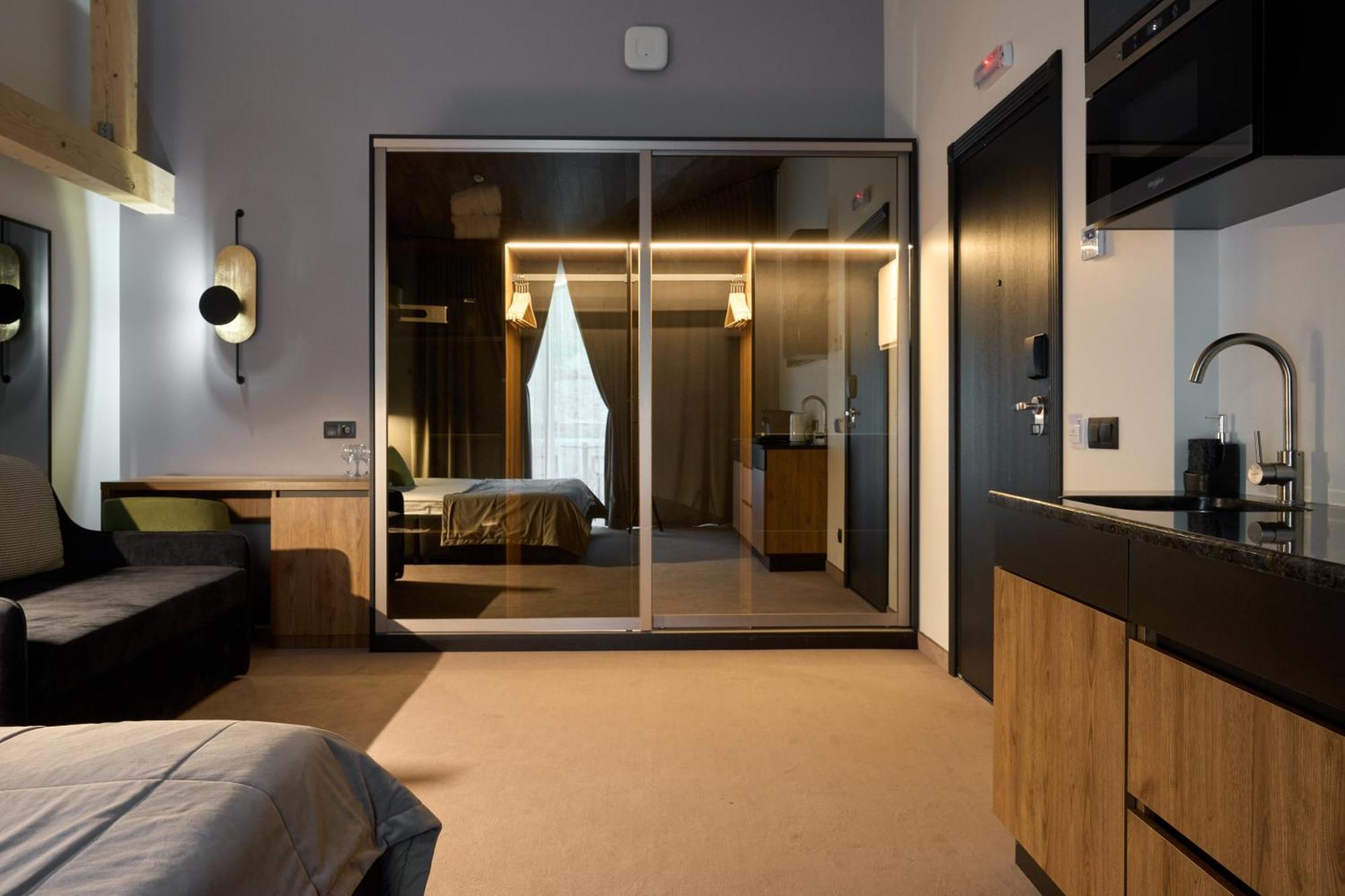 Twins Hotel & Spa บูโคเวล ภายนอก รูปภาพ