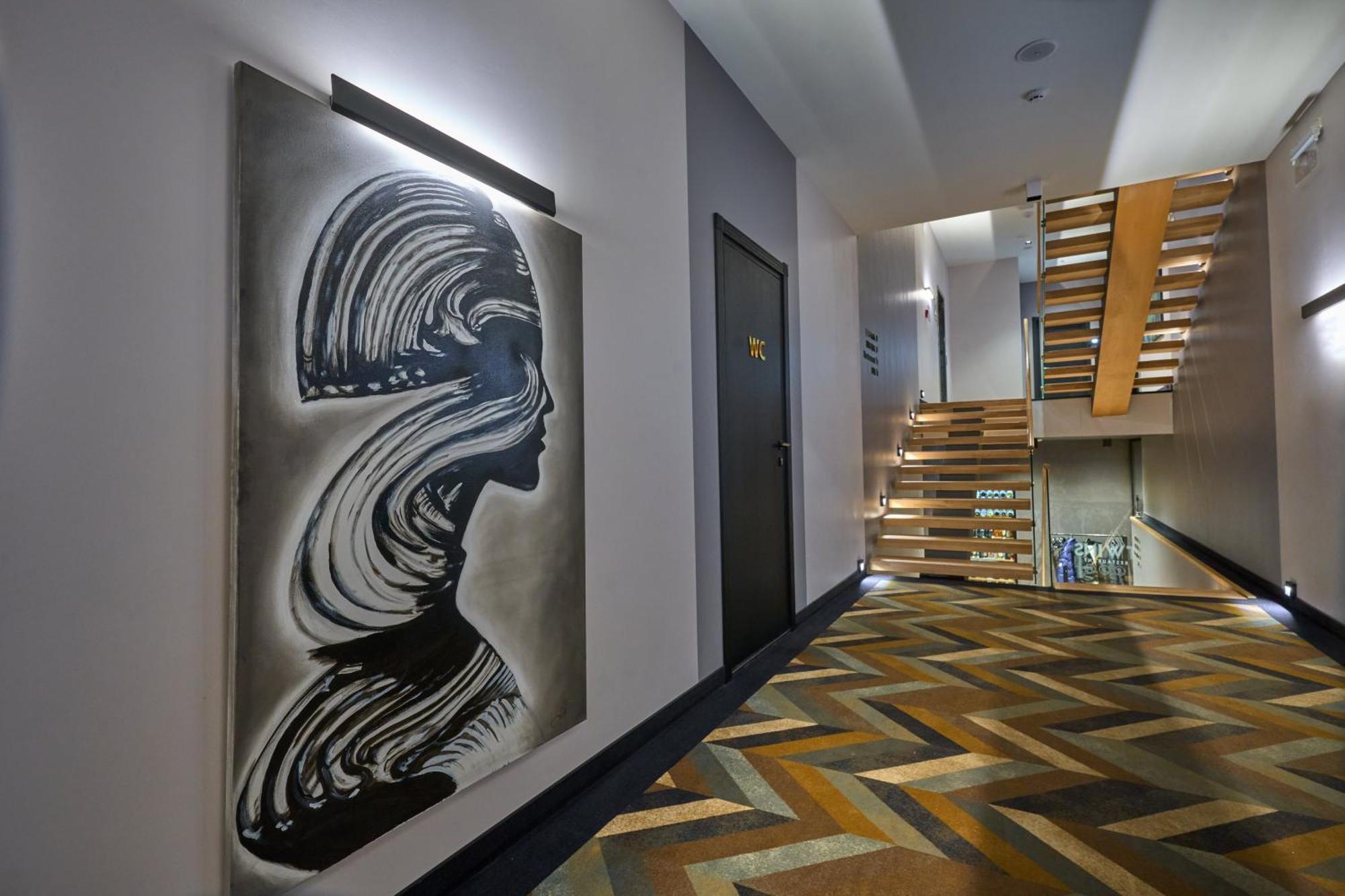 Twins Hotel & Spa บูโคเวล ภายนอก รูปภาพ