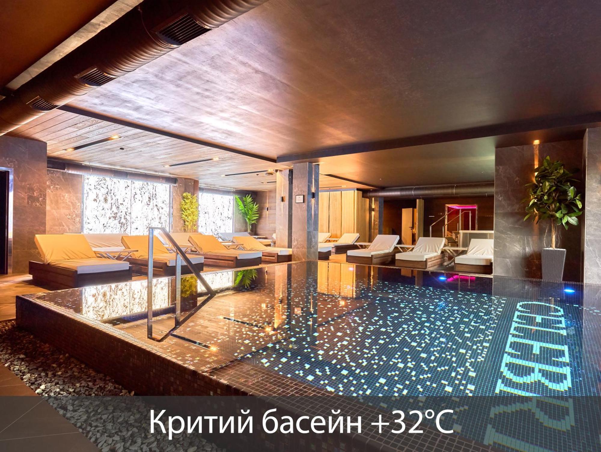 Twins Hotel & Spa บูโคเวล ภายนอก รูปภาพ